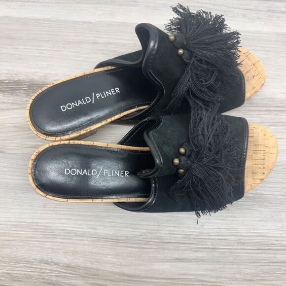 DONALD J PLINER SUEDE TASSLE MULES BLACK Size 6.5 M SLIP ON CUTE BLOCK HEEL - Picture 9 of 11
